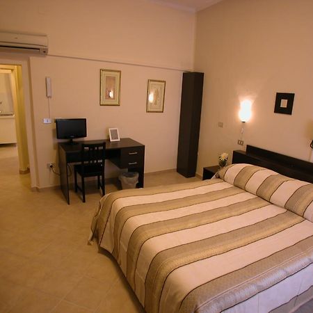 Guest House Roma Prato Habitación foto
